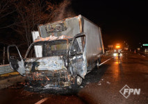 경기 구리시 3.5t 냉동탑차서 불… 1대 전소, 인명피해 없어