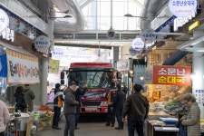 성북소방서, 전통시장서 소방출동로 확보 훈련