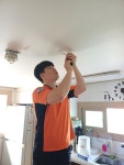 강화소방서, 고령자 안전 위한 경로당 방문 행사… 소방시설 설치도