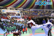 ‘세계 평화의 섬’ 제주서 323개팀 2,356명 모여 열전