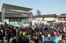 남산 한옥마을서 정기 ‘태권도시범’ 계속 이어져