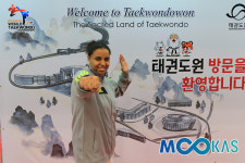 태권도에 매료된 사우디 공주님… 엑스포 참가 눈길