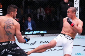 UFC 첫 무대 오른 박현성... 2라운드 TKO승 데뷔전 성공!