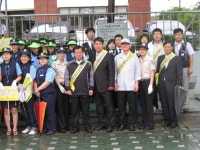 “어린이 보호구역에 주정차 하지마세요”