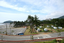 오토캠핑, 푸른바다 바라보는 추억의 한여름 체험