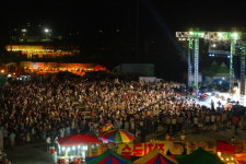 철원 남대천서 ‘쉬리마을 다슬기 축제’ 개막
