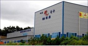 ´대왕님표 여주 쌀국수´, 미국상륙