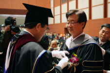 강재섭 전 한나라당 대표,전북대 명예박사 학위 받아