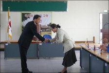 거제 어울림 풍물패, 거제면에 농협상품권 전달