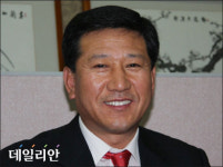 “우리 아들 같다는 말엔 눈물 나”