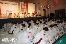 그윽한 향, 차 한잔 하실까요?