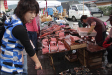 풍성한 한가위, 초라한 전통시장