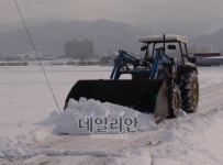 “폭설도 철원 군탄2리는 끄떡없습니다”