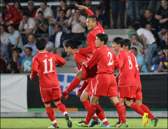 일본의 안티축구와 용맹스런 북한축구