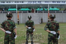 “살아도 백골!  죽어도 백골!”