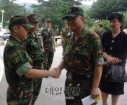 “살아도 백골!  죽어도 백골!”