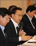 이 대통령 “인식을 바꾸어야 상생도 가능”