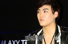 [포토]존박, 숯검댕이 짙은 눈썹 ´송승헌 못지 않네~´