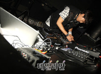 [포토]DJ 김민준, 클럽에선 ´Vesper MJ´에요~