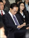 <칼럼>이 대통령과 그 많던 친이는 어디로 갔을까