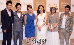 [포토]한자리 모인 <러브어게인> 주역, 많이 사랑해주세요