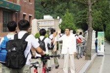[상주시 특별 기획] 권효중 상주공업고등학교 교장 하이파이브로 학교폭력 없앤다