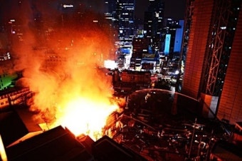인사동 화재…7명 부상·건물 6개동 전소