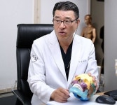 안면비대칭 유발 ‘턱관절장애’ 한방치료는 어떻게