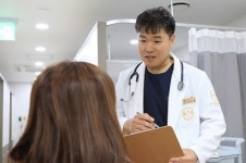 몸과 마음을 괴롭히는 암으로 인한 복수, 안전한 시술이 필수적
