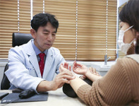 두통의 원인에 접근하는 한의원 치료, 진통제 의존없는 대안