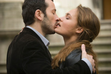 [뉴스] <쉘 위 키스> 스틸로 살펴보는 로맨틱 Kiss Tip