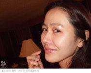 피부 미인 손예진, 하와이 생얼 사진 정말 화장안한거 맞아?