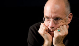 [인터뷰] <애즈 갓 커맨즈> 가브리엘 살바토레 감독 “가족을 돌아보게 한다”