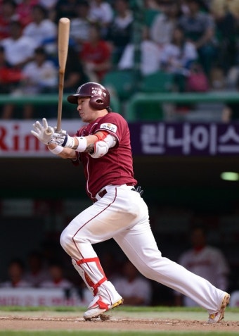 박병호 30홈런 100타점, 홈런-타점 선두자리 확고히