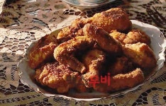 점심조작단│<헬프> 치킨 아니고 치느님