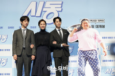현장 | ‘시동’ 웹툰 뚫고 나온 캐릭터의 맛…흥행 향한 시동