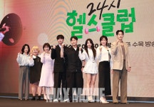 [맥스포토] 헬스장에서 만난 24시 헬스클럽 주역들