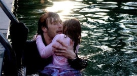 [더 도어]담백한 독일 스릴러, 이 영화가 