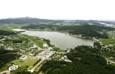 아산시 신정호관광지,  가족단위 휴식처로 각광