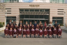 정신여중, 스카프 색깔로 학생등급 구분 논란