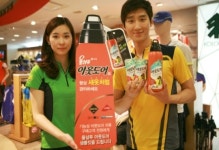 AK플라자, “아웃도어 의류 구입하면 전용 세제 드려요”