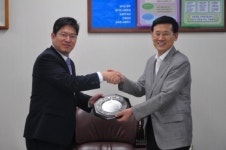 부산보훈청, 남부교육지원청에 국가보훈처장 ‘감사패’ 전달