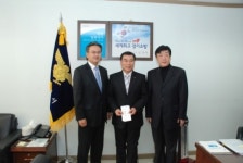 수원지방검찰청 평택지청, 순직 소방관 유족위한 성금 전달