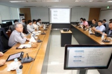 KT 올레보드, 전사 임원회의서 열띤 토론