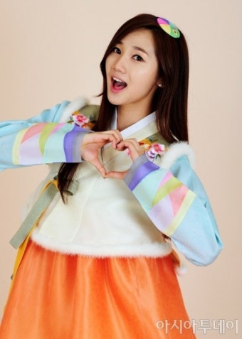 헬로비너스 유아라 