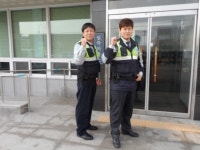 안성경찰서,청미천에 추락한 여성운전자 구조