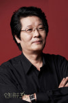 [인터뷰] 뮤지컬 무대 지키는 ‘우리들의 짱가’ 김봉환