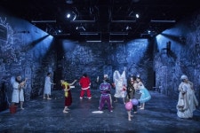 [리뷰] 춤으로 전한 청소년들의 감정과 서사 죽고 싶지 않아... 관객들 흥으로 화답