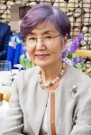 [단독 포토] 배우 신재이 결혼...고은아·송강호·이병헌·이민정 등 스타 하객 눈길
