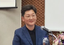 [365피플] 박선영 대표가 기억하는 아버지 고 박연차 태광실업 회장 아버지가 겪었을 모진 비바람, 난 상상도 못해